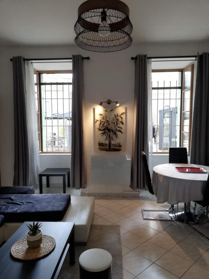 Orange: Appartement Pratique Et Idealement Place Orange  Dış mekan fotoğraf
