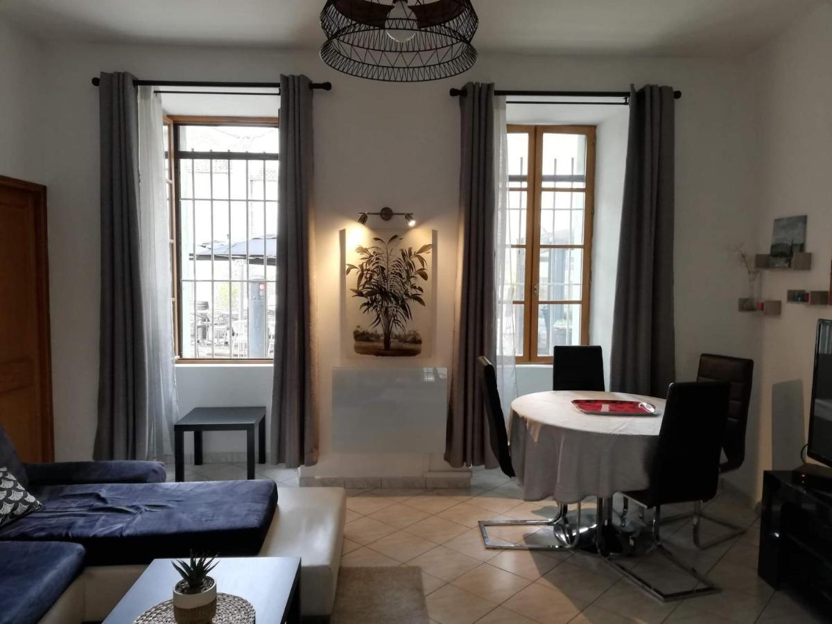 Orange: Appartement Pratique Et Idealement Place Orange  Dış mekan fotoğraf
